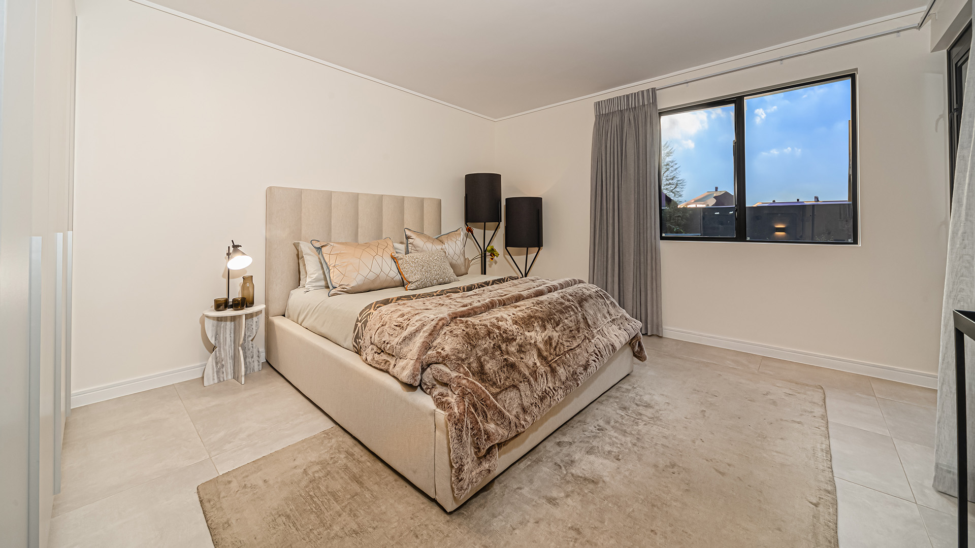 http://Apartments_0000s_0007_DIV_0153