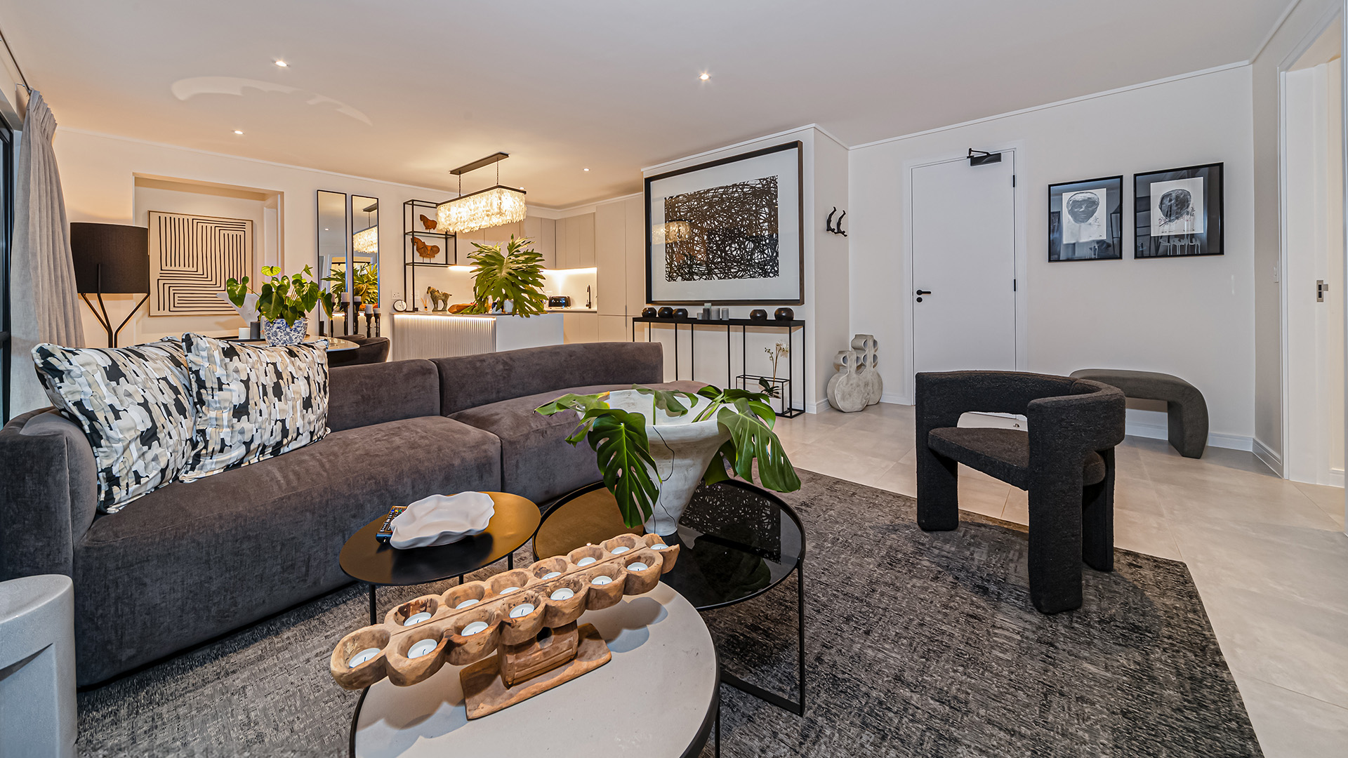 http://Apartments_0000s_0014_DIV_0215