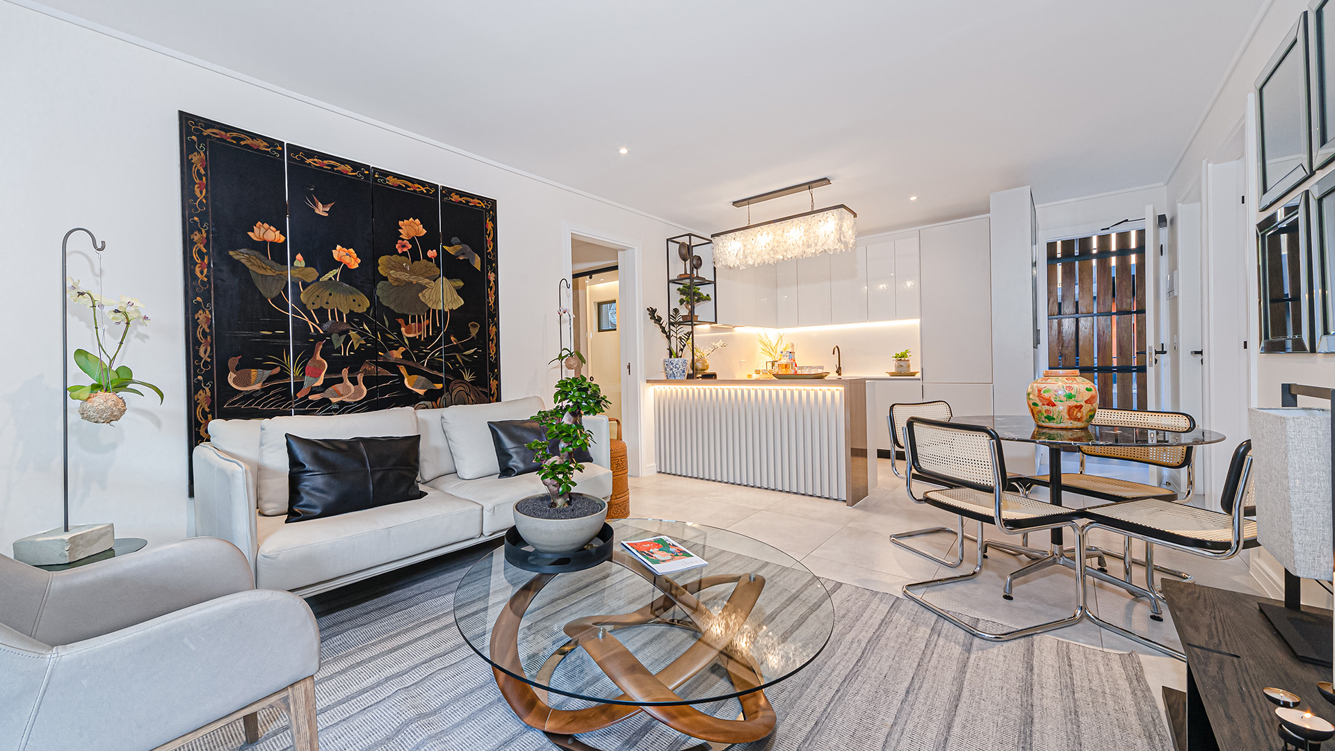 http://Apartments_0000s_0020_DIV_4925